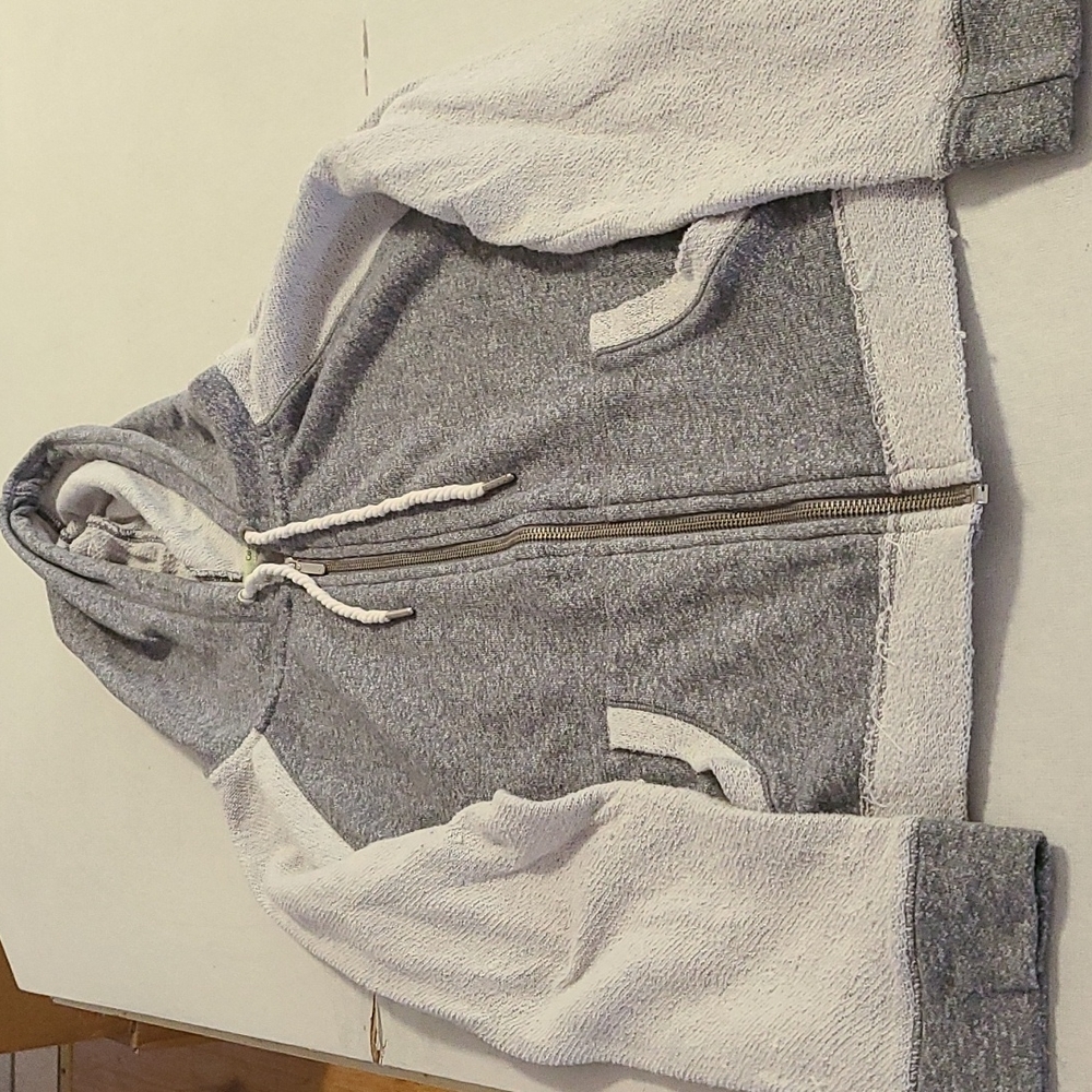 Sweatshirt (hoodie)